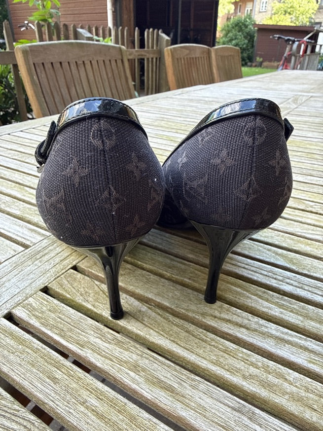 Louis Vuitton stillet sko